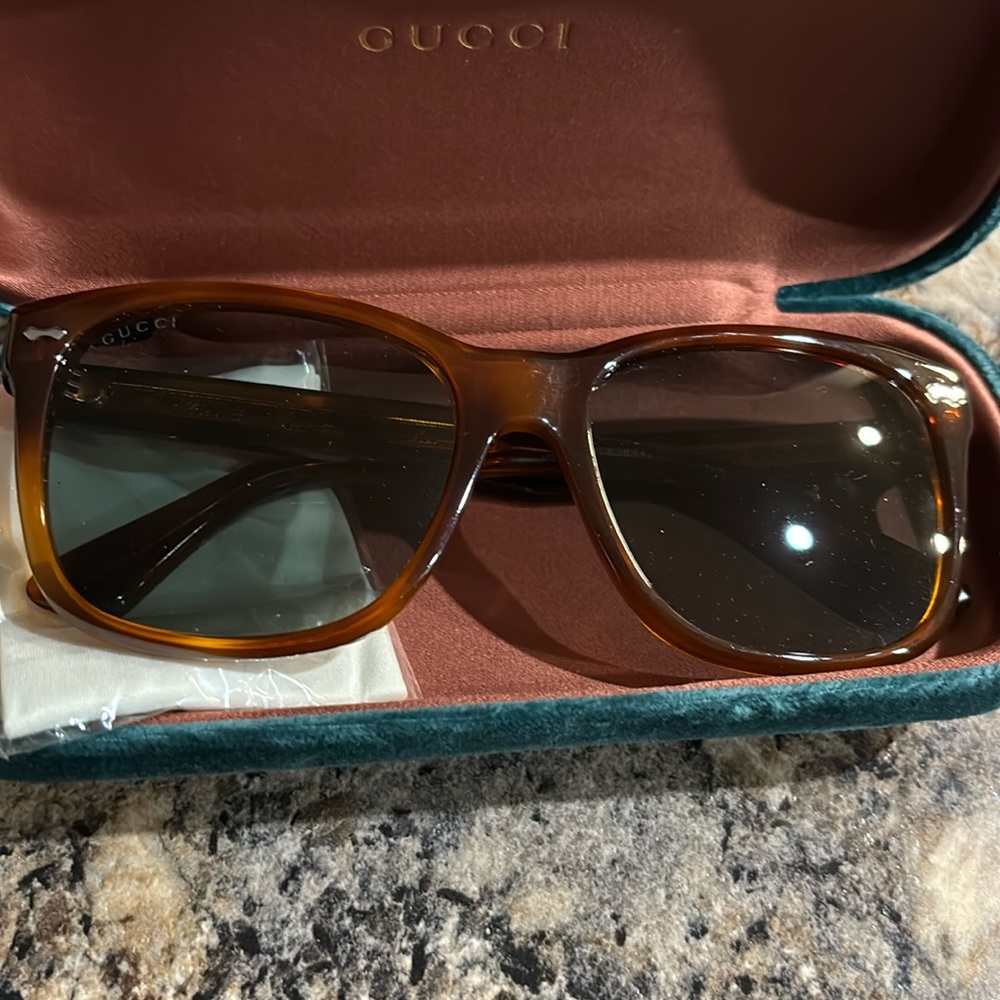 Gucci sunglasses